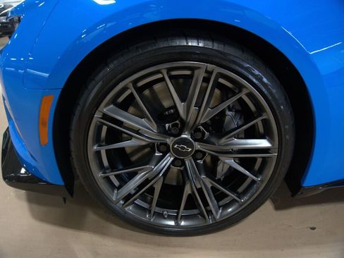 Used 2023 Chevrolet Camaro ZL1 image 32