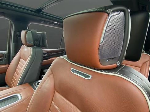 Used 2023 GMC Yukon XL Denali Ultimate w/ LPO, Floor Liner Package AWD/4WD image 29