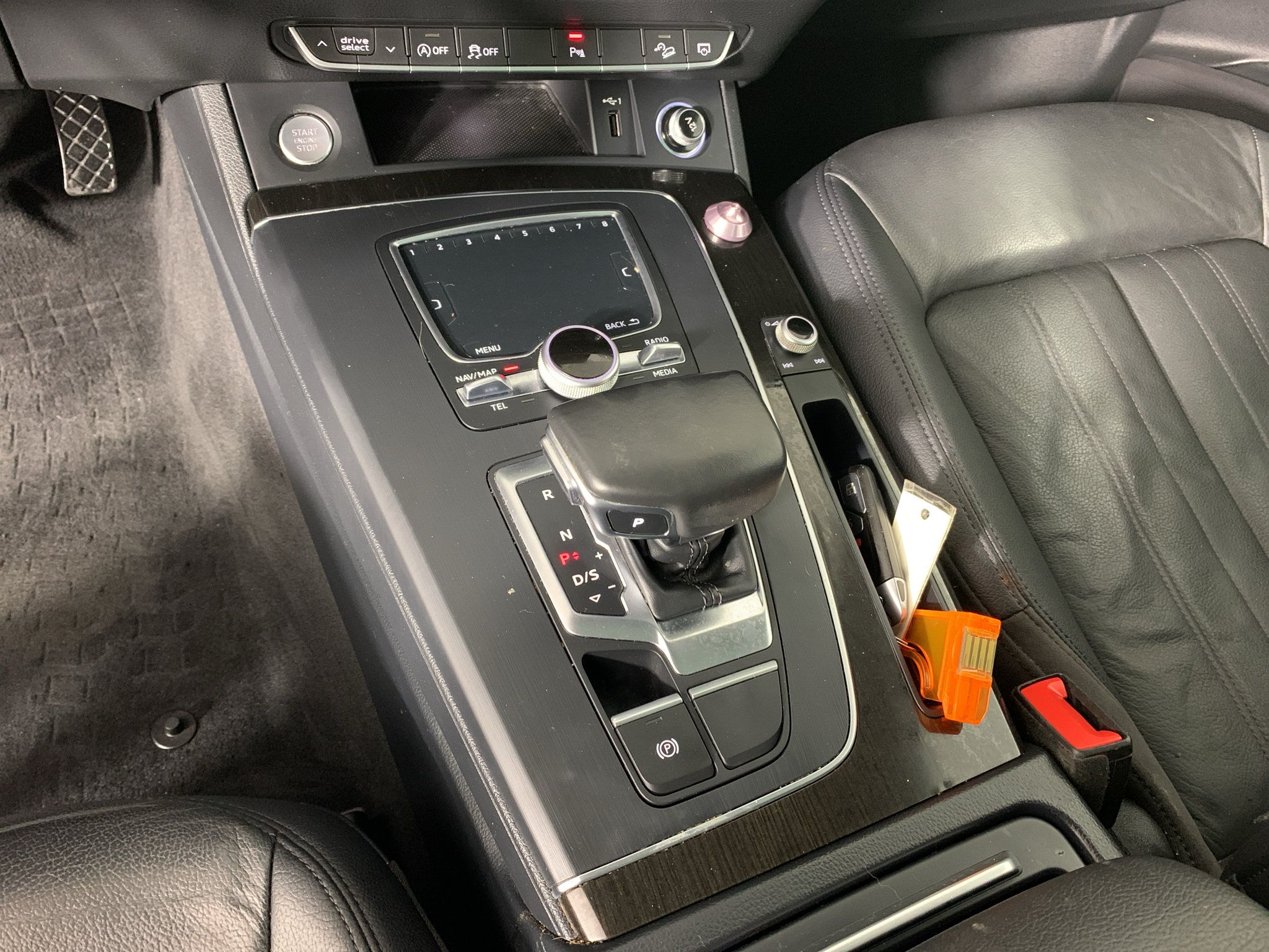 Used 2018 Audi Q5 2.0T Premium Plus w/ Premium Plus Package AWD/4WD image 23