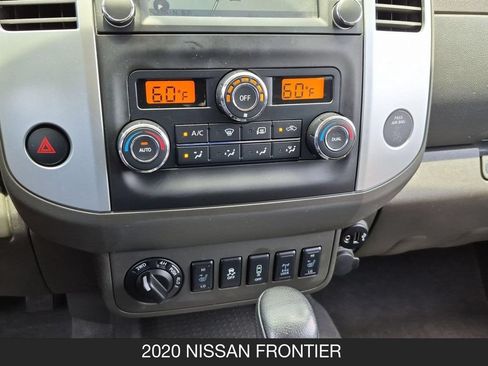 Used 2020 Nissan Frontier PRO-4X w/ Pro-4x Utility Package AWD/4WD image 24