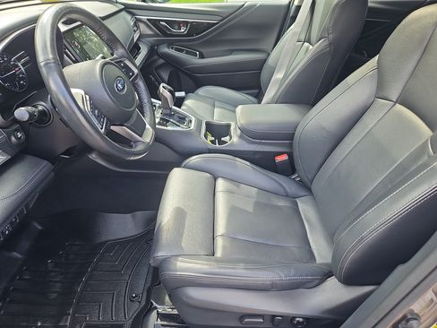 Used 2023 Subaru Outback Limited AWD/4WD image 34