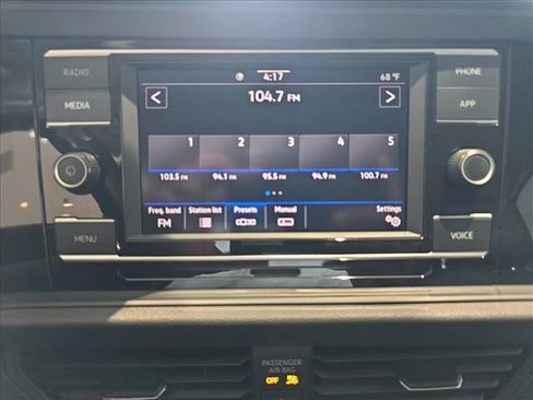 Used 2024 Volkswagen Jetta SE FWD image 24