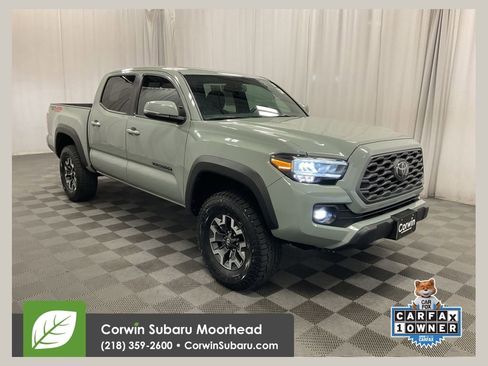 Used 2022 Toyota Tacoma TRD Off-Road AWD/4WD image 1