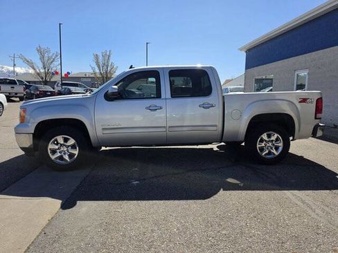 Used 2011 GMC Sierra 1500 SLT w/ SLT Convenience Package image 4