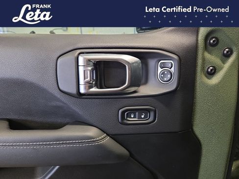 Used 2023 Jeep Wrangler Unlimited Sahara AWD/4WD image 22