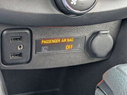 Used 2018 Chevrolet Trax LT image 16