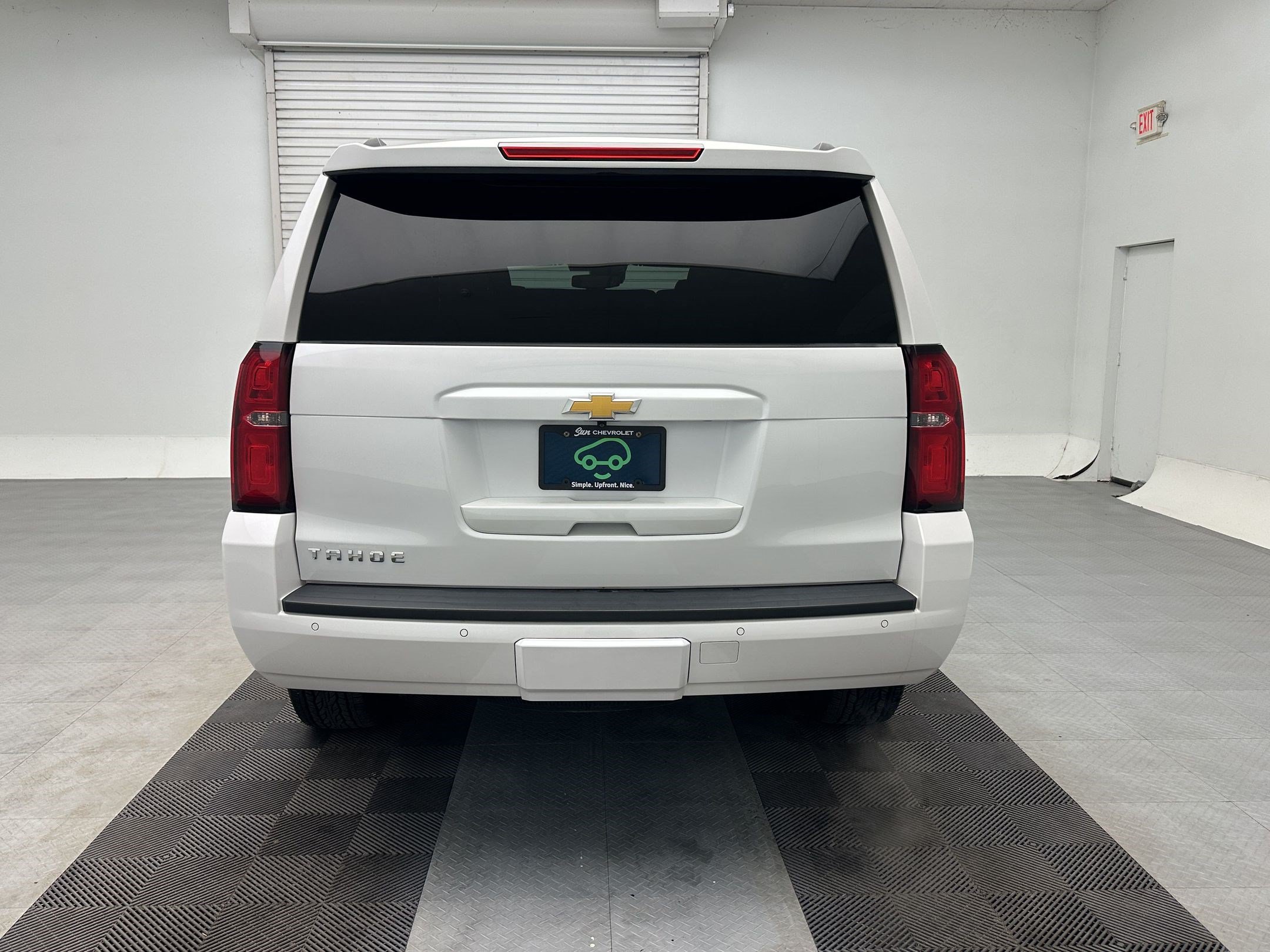 Certified 2020 Chevrolet Tahoe LT w/ Luxury Package AWD/4WD image 10