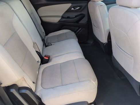 Certified 2023 Chevrolet Traverse LS image 26