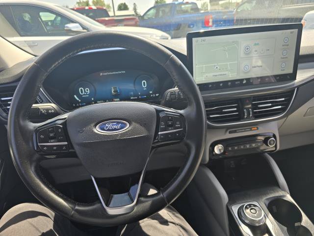 Used 2023 Ford Escape Platinum AWD/4WD image 15