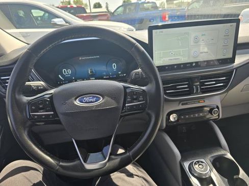 Used 2023 Ford Escape Platinum AWD/4WD image 15