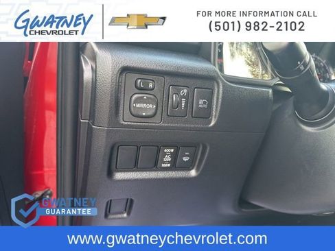 Used 2024 Toyota 4Runner TRD Off-Road Premium image 21