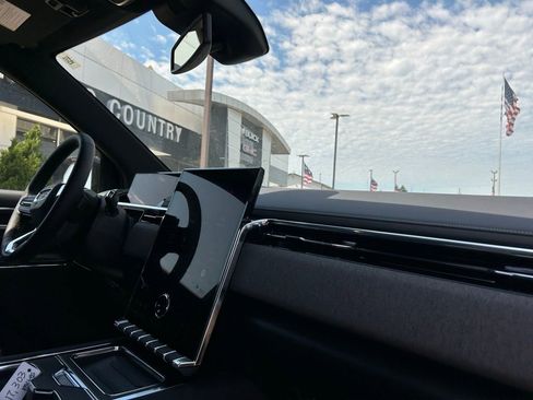 New 2026 GMC Sierra EV Elevation AWD/4WD image 39