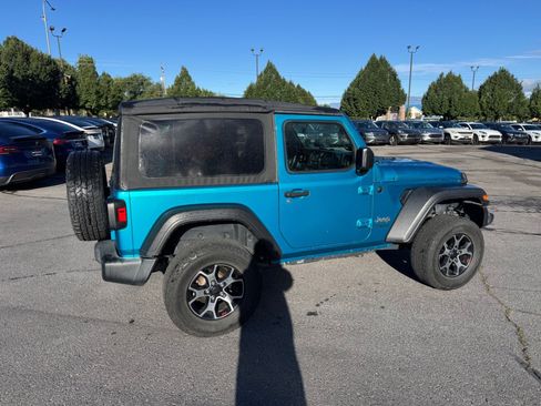 Used 2020 Jeep Wrangler Sport AWD/4WD image 5