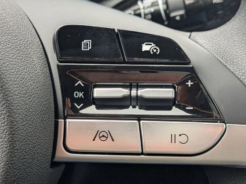 New 2026 Hyundai Elantra Hybrid FWD image 22