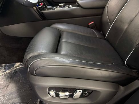 Used 2024 Rolls-Royce Cullinan Black Badge AWD/4WD image 41