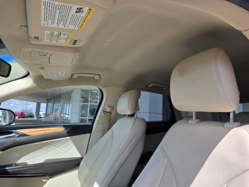 Used 2015 Lincoln MKC FWD w/ Equipment Group 101A Select image 29