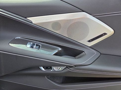 Used 2023 Chevrolet Corvette Stingray Preferred Cpe w/ Engine Appearance Package RWD image 21