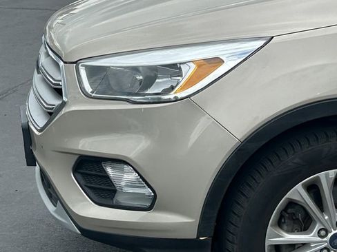 Used 2018 Ford Escape SE AWD/4WD image 11