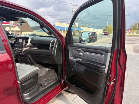 Used 2022 RAM 1500 Big Horn AWD/4WD image 17