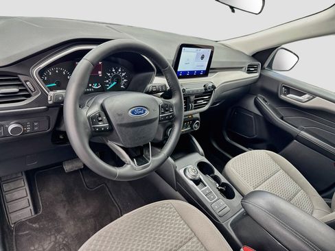 Used 2021 Ford Escape SE w/ SE Sport Appearance Package FWD image 7