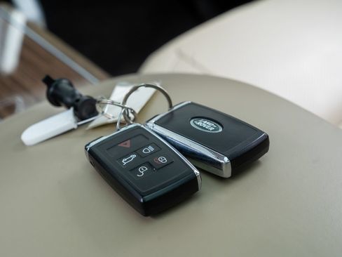 Used 2019 Land Rover Range Rover Supercharged AWD/4WD image 14