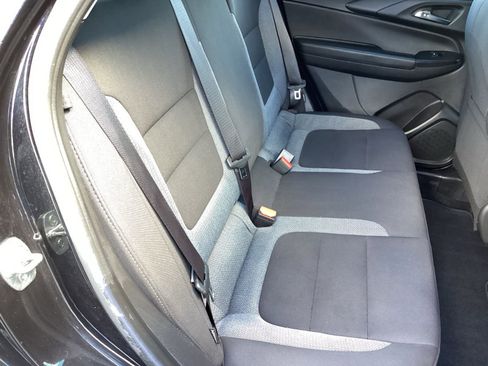 Used 2023 Chevrolet TrailBlazer LS image 19