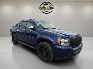 Used 2013 Chevrolet Avalanche LT w/ All-Star Edition AWD/4WD video 1