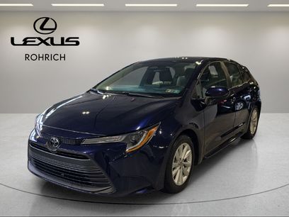 Used 2024 Toyota Corolla LE w/ LE Convenience Package