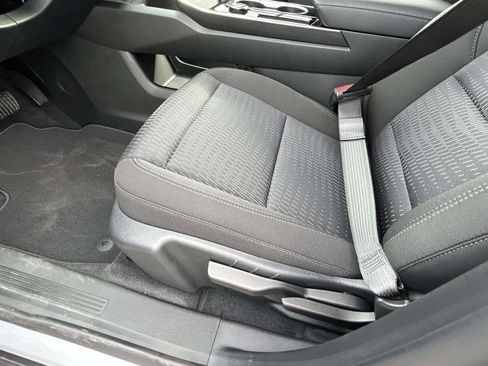 New 2026 Chevrolet Equinox LT FWD image 17