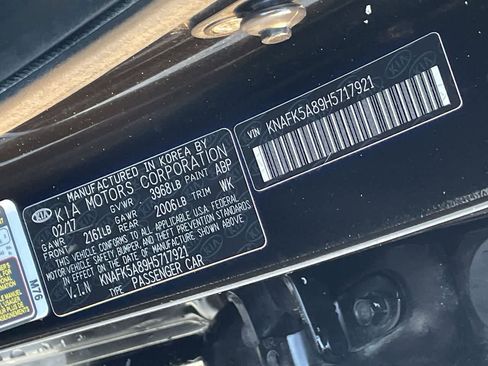 Used 2017 Kia Forte LX image 27