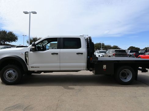 New 2026 Ford F550 4x4 Crew Cab image 2
