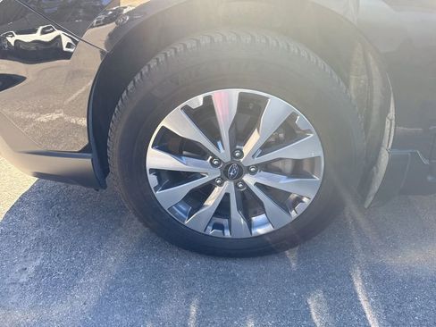 Used 2017 Subaru Outback 3.6R Touring w/ Popular Package #5A image 3