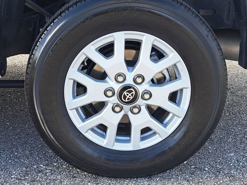 Certified 2024 Toyota Tacoma SR5 image 5