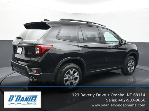 Used 2023 Honda Passport TrailSport image 6