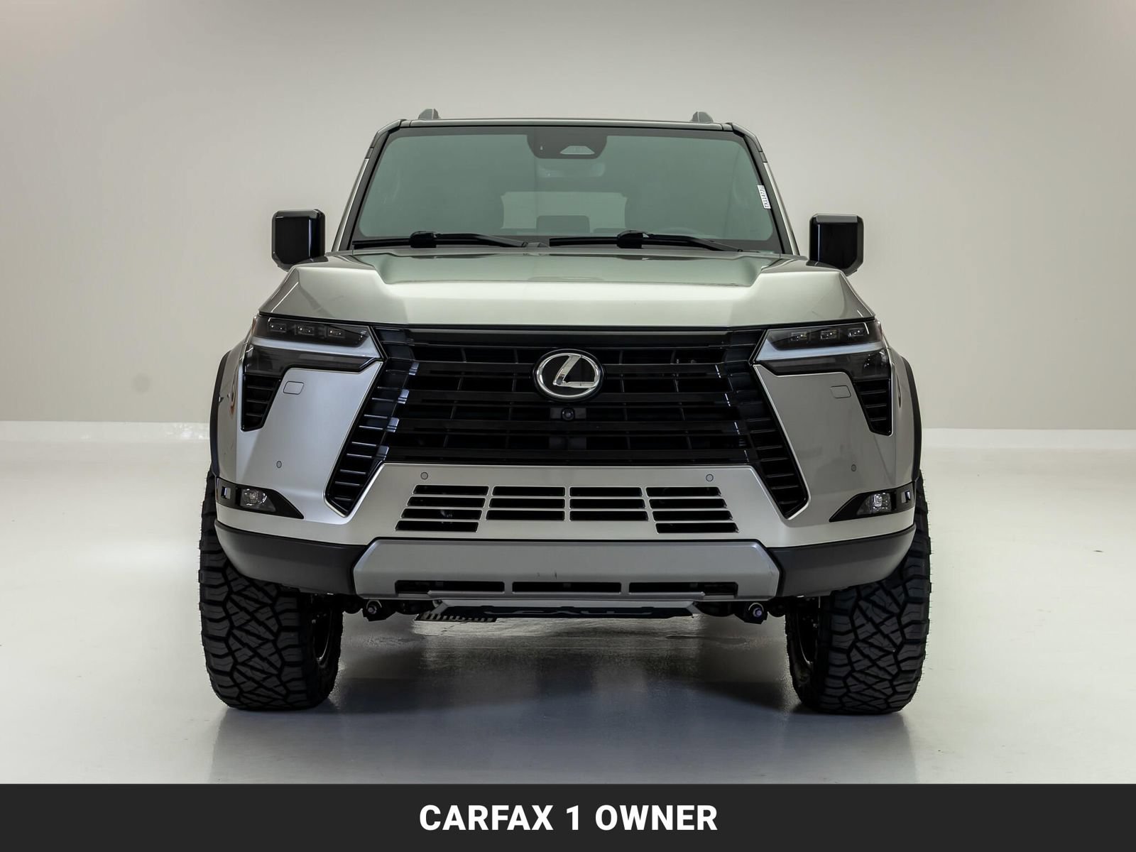 Used 2026 Lexus GX 550 AWD/4WD image 4