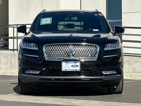 Used 2023 Lincoln Nautilus Reserve w/ Equipment Group 202A image 8