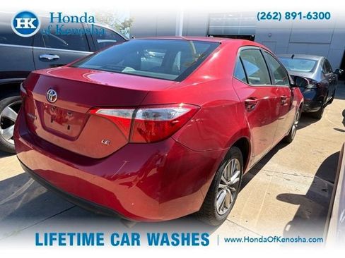 Used 2014 Toyota Corolla LE FWD image 2