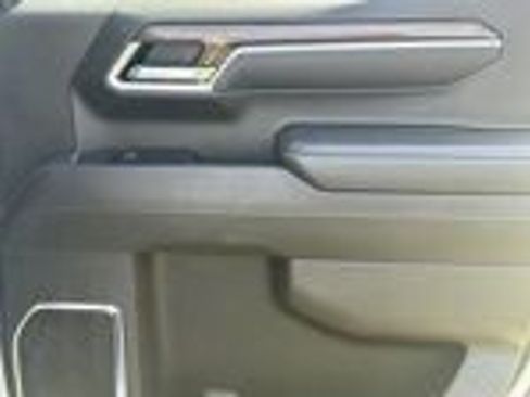 Used 2025 Chevrolet Silverado 1500 LT RWD image 20