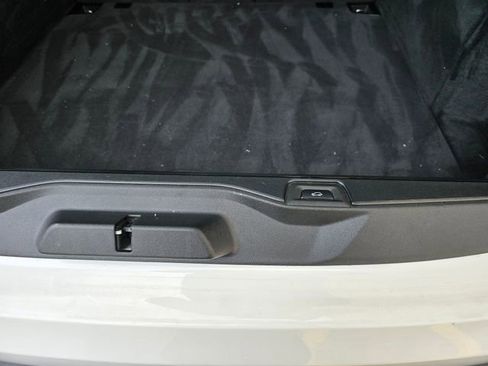 Used 2024 BMW X5 xDrive40i w/ Parking Assistance Package image 52