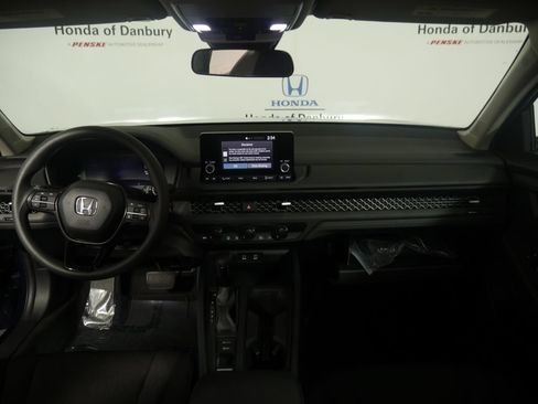 Used 2023 Honda Accord EX image 16