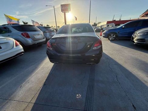 Used 2017 Mercedes-Benz C 300 Sedan image 5