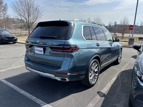 Used 2026 BMW X7 xDrive40i image 11
