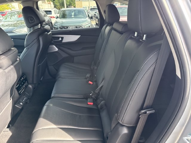 Certified 2026 Acura MDX w/ Technology Package AWD/4WD image 13