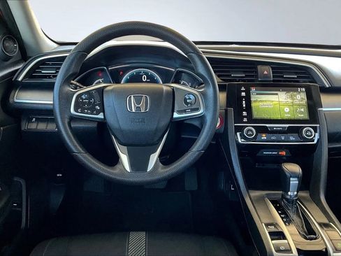 Used 2018 Honda Civic EX image 8