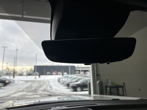 Used 2025 GMC Yukon AT4 Ultimate w/ LPO, Floor Liner Package image 18