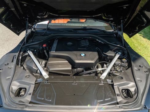 Used 2022 BMW Z4 sDrive30i w/ Convenience Package image 16