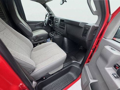 New 2025 GMC Savana 2500 w/ Driver Convenience Package image 20