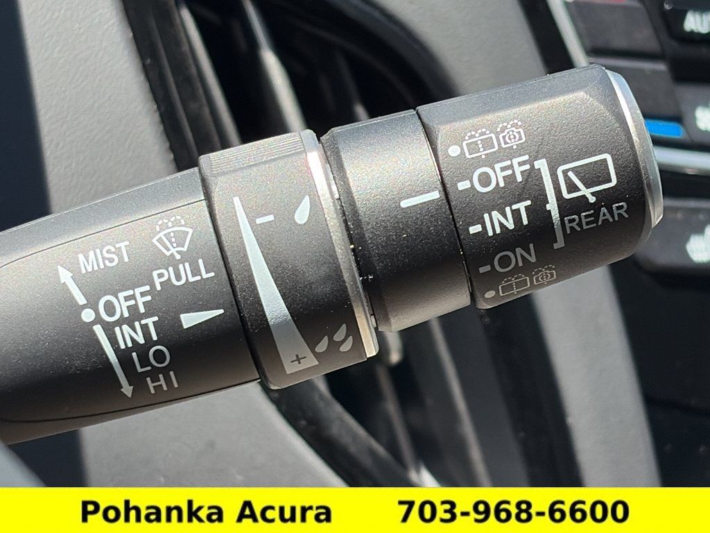 Certified 2025 Acura RDX w/ Technology Package AWD/4WD image 11