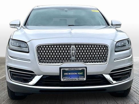 Used 2019 Lincoln Nautilus Premier AWD/4WD image 2