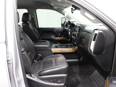 Used 2018 Chevrolet Silverado 2500 LTZ w/ Duramax Plus Package AWD/4WD image 24